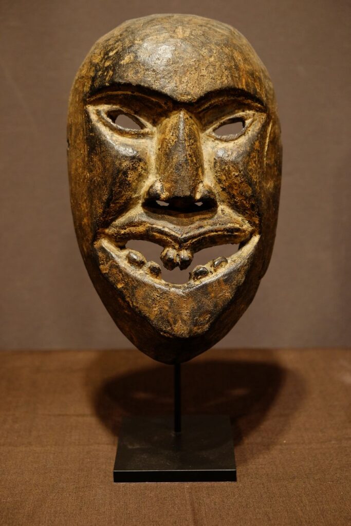 Tamang Himalaya Mask