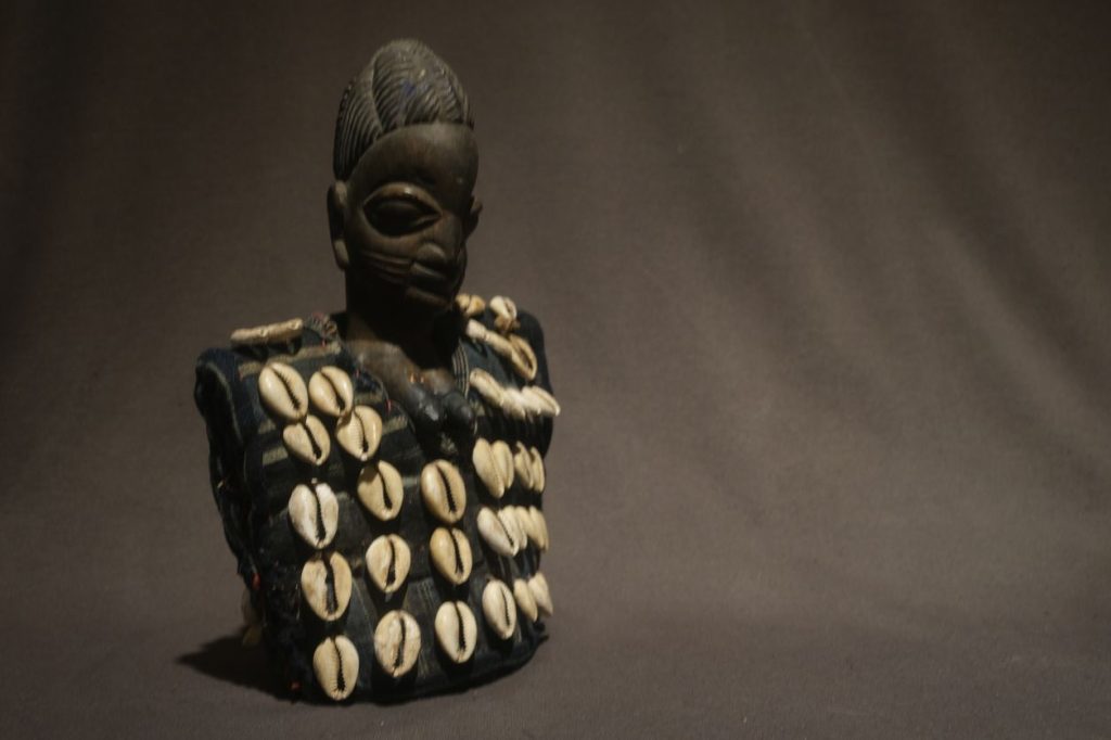 FXE48504african art jungle