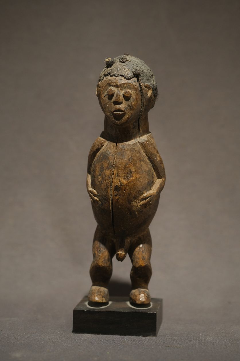 Kom–Oku Ancestor Figure — Cameroon Grassfields — ca. 1930 — 21 cm