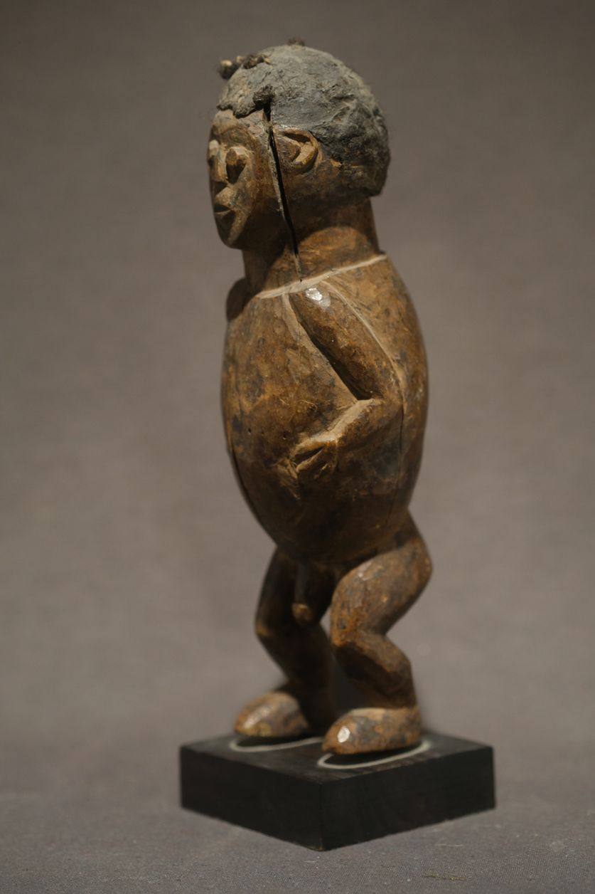 FXE48770African Art