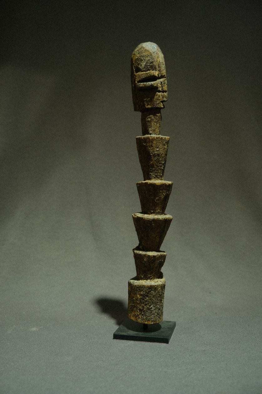FXE49772African Art