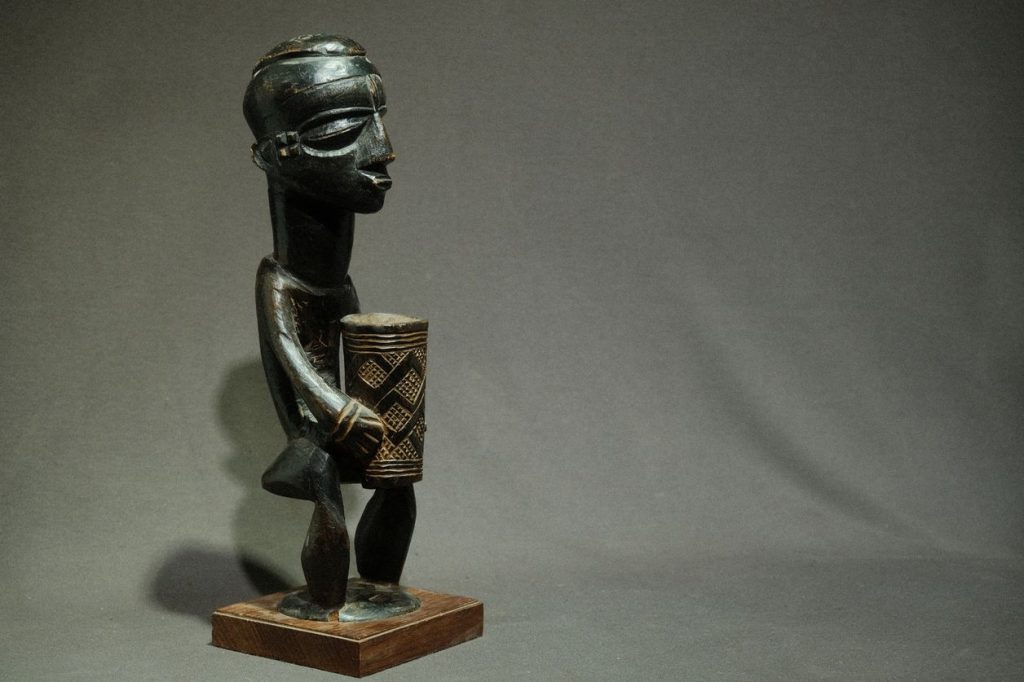 Antique African Art Kuba Cup Bearer – Ex. Eugène Reuse Collection