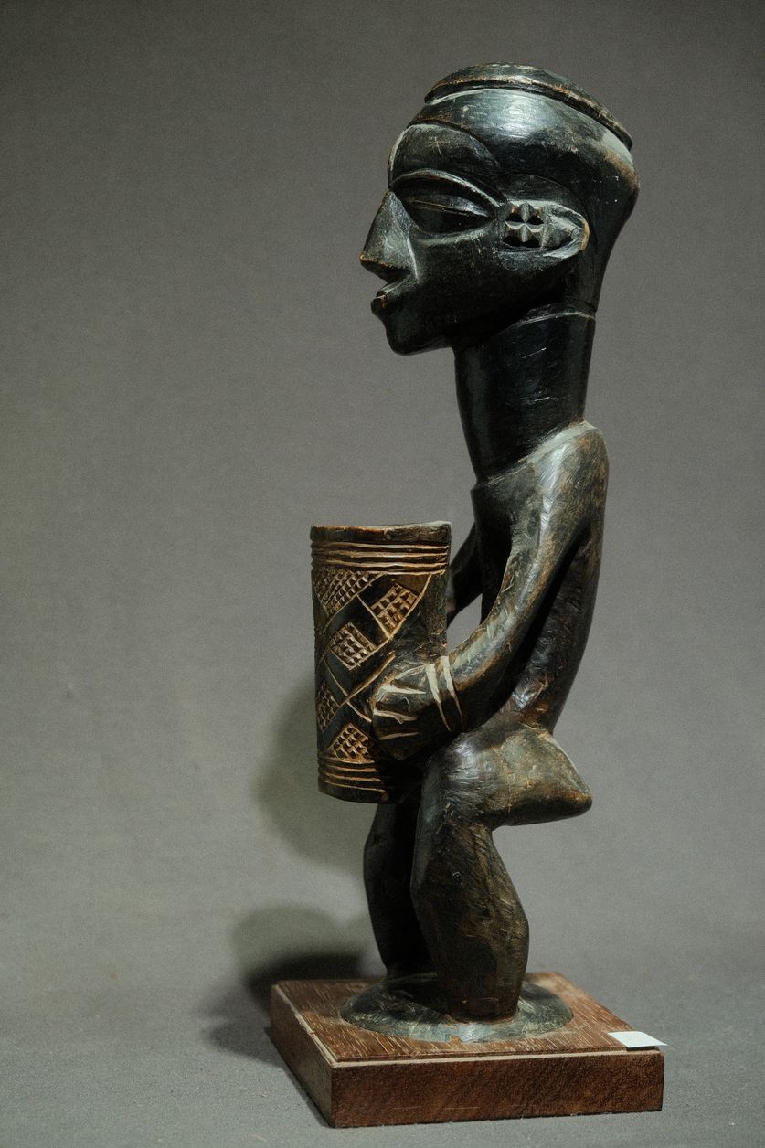 FXE41706African Art W